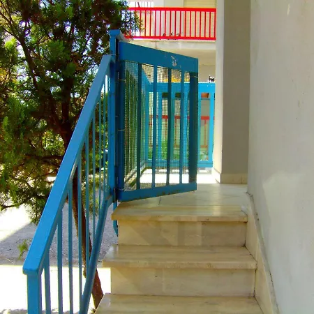 La Sirenetta مارينا دي سكيافوني